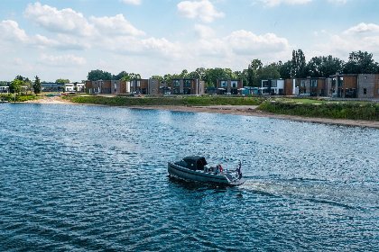 023 Maas Villa Havenzicht | 10 personen