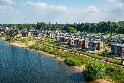 021 Maas Villa Havenzicht | 8 personen