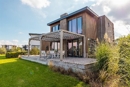 001 Maas Villa Waterzicht | 8 personen