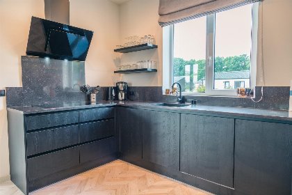 007 Maas Villa Waterzicht met Sauna | 10 personen