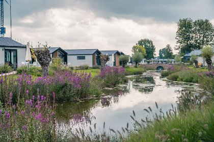 021 Maas Villa Waterzicht met Sauna | 10 personen