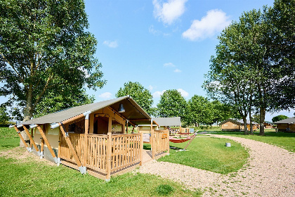 001 Camping Betuwe | Villatent Compact | 4 pers