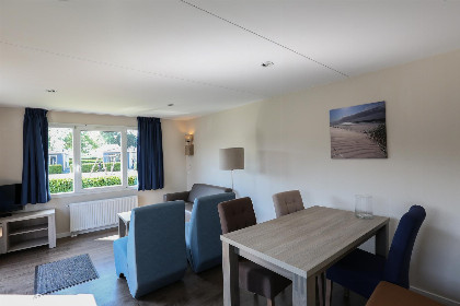 006 4 persoons chalet met hottub op een vakantiepark in Lathum met vele faciliteiten