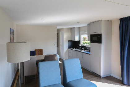 010 4 persoons chalet met hottub op een vakantiepark in Lathum met vele faciliteiten