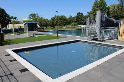 014 4 persoons chalet met hottub op een vakantiepark in Lathum met vele faciliteiten
