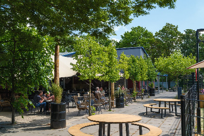 020 Comfortplaats aan het water