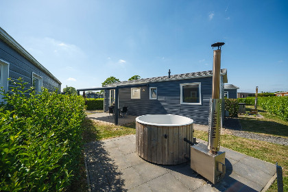 007 Veluwe Lodge met hottub | 4 personen