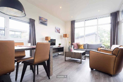 002 Modern ingericht chalet voor 5 personen op een vakantiepark in Lichtenvoorde