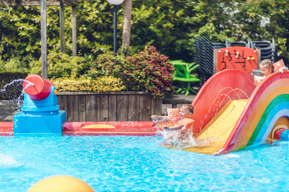 026 6 persoons lodge met airco op de Bosgraaf in Lieren