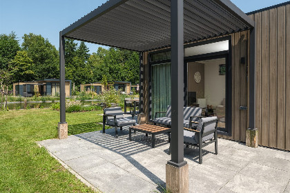 018 Batenburgh Deluxe met hottub | 4 personen