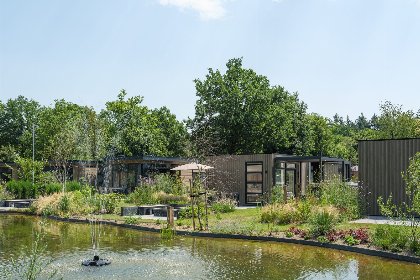 003 Batenburgh Deluxe met Hottub 