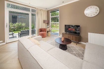 009 Batenburgh Deluxe met Hottub 