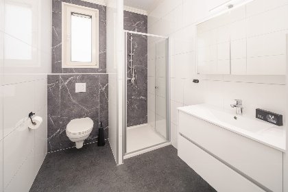 016 Batenburgh Deluxe met Hottub 