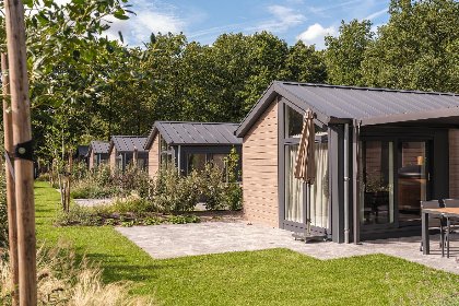 029 Doornenburg Lodge Comfort met Hottub | 6 personen