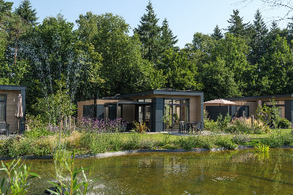 002 Essenburgh Comfort met Hottub 