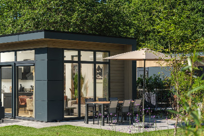 006 Essenburgh Deluxe met Hottub | 6 personen