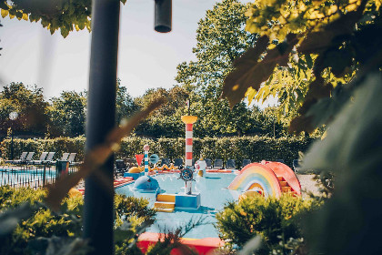 016 Essenburgh met Hottub 
