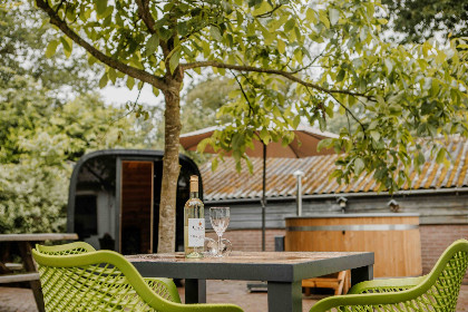 025 Groepsvilla met Hottub 