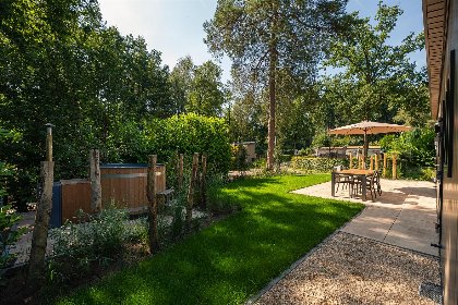 015 Loevestein Comfort met Hottub | 5 personen