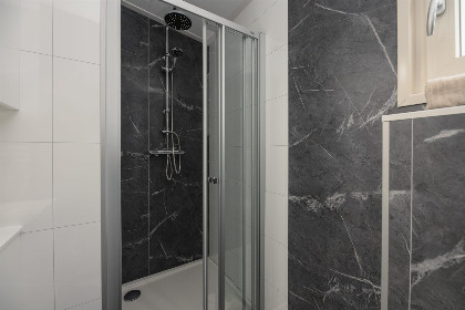 012 Loevestein Deluxe met Hottub 