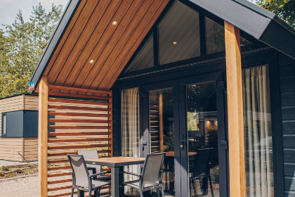 026 Tiny Loft met hottub | 4 personen
