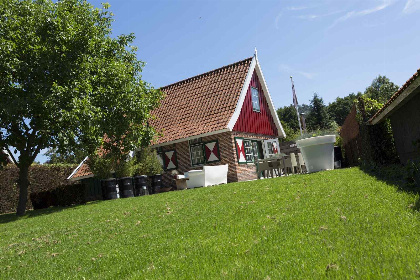 001 Luxe 5 persoons vakantiehuis met hottub en Finse sauna op vakantiepark in de Achterhoek