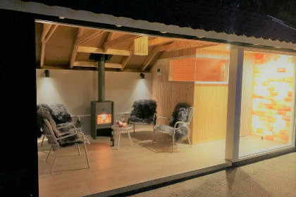 013 Luxe 5 persoons vakantiehuis met hottub, Finse sauna en sunshower in de Achterhoek