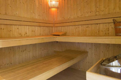 024 Luxe 6 persoons vakantiehuis met hottub, Finse sauna en sunshower douche in de Achterhoek