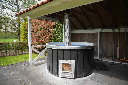 001 Luxe 6 persoons vakantiehuis met hottub, infrarood en Finse sauna in de Achterhoek