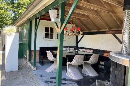 018 Luxe 6 persoons vakantiehuis met prive zwembad, Hottub, en Finse sauna in de Achterhoek