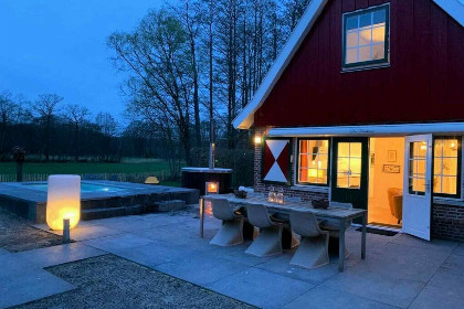 014 Luxe 6 persoons vakantiehuis met zwembad, hottub, en Finse sauna in de Achterhoek