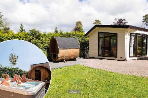 Knus chalet voor 4 personen met een bubbelbad en sauna op de Scheleberg in Lunteren