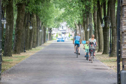 021 Modern ingerichte villa voor 7 personen op een vakantiepark