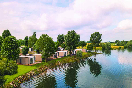 018 2 persoons Tiny House met uitzicht over de Nederrijn bij Maurik