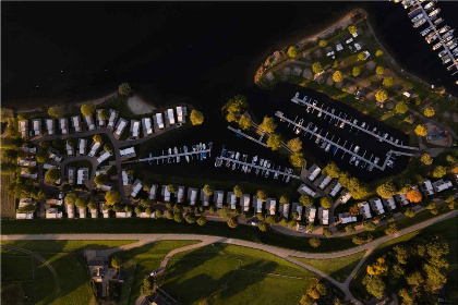 031 2 persoons Tiny House met uitzicht over de Nederrijn bij Maurik