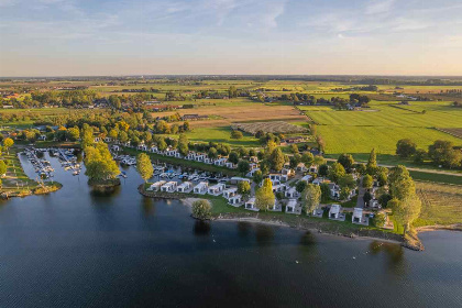 033 2 persoons Tiny House met uitzicht over de Nederrijn bij Maurik