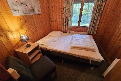 005 Knus vierpersoons Scandinavische vakantiebungalow