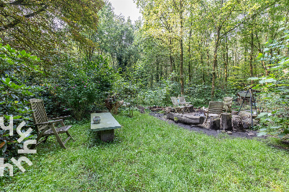 026 Uniek vakantiehuis voor 5 personen in het bos, vlakbij het dorp Neede in de Achterhoek