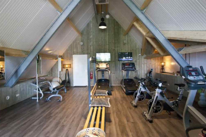 016 4 persoons chalet op park met wellness faciliteiten en geschikt voor watersportliefhebbers