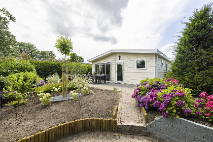 008 Chalet voor vier volwassenen en twee kinderen in Nunspeet