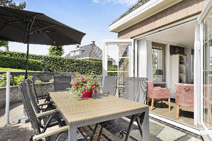 001 Notariswoning: 2 8 personen