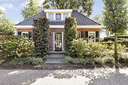 016 Notariswoning: 2 8 personen