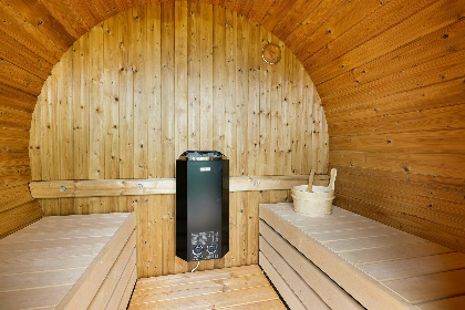 020 Veluwemeer Sauna: 2 6 personen