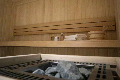 021 2P Wellness lodge met sauna op vakantiepark Marina Strandbad