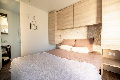 002 Vrijstaand 6 persoons chalet met hottub op vakantiepark Marina Strandbad