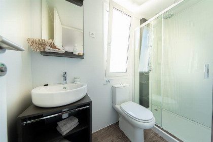003 Vrijstaand 6 persoons chalet met hottub op vakantiepark Marina Strandbad