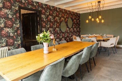 010 Boerderij Hoeve met prive zwembad | 18 personen