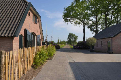 043 Luxe 6 persoons vakantiewoning met hottub op Landgoed Oud Beekdal op de Veluwe