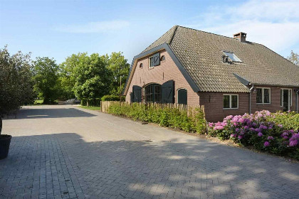 006 Riante villa 18 persoons met prive zwembad Landgoed Oud Beekdal op de Veluwe