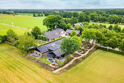 032 Valkse Hoeve met Sauna 